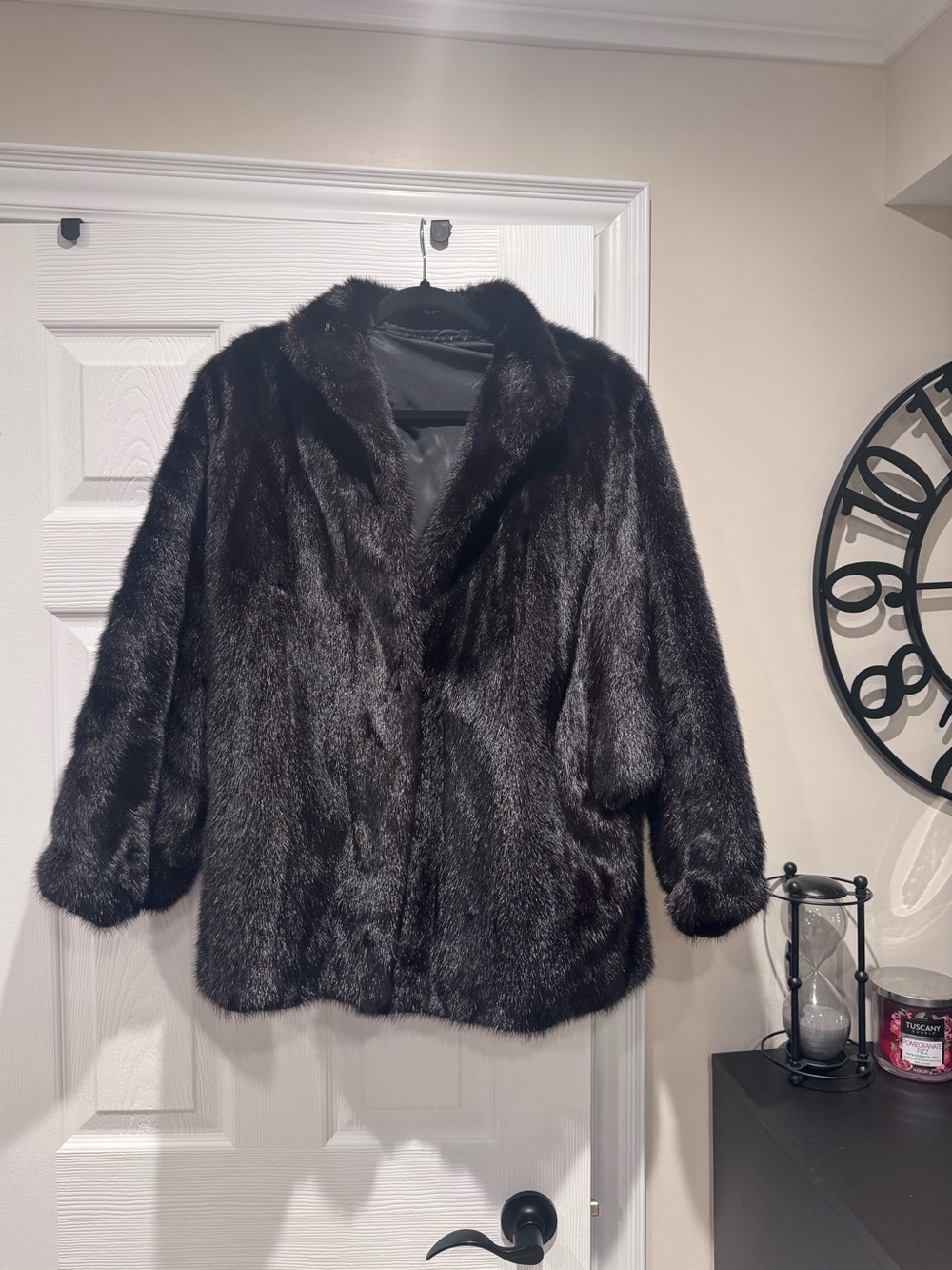 Classic Women's Dark Brown Beaver Fur Coat